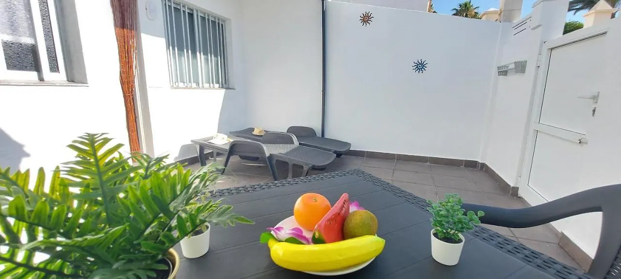 Relax Santa Marta, Wifi Free & Big Terrace Villa Costa Del Silencio Holiday home